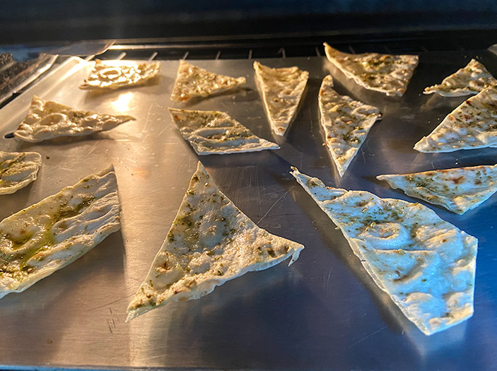 lavash chips in oven