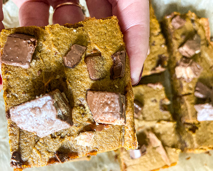 healthy pumpkin pie bars